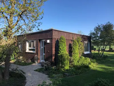 Ein Garten an der Unterkunft Apartment im Grünen