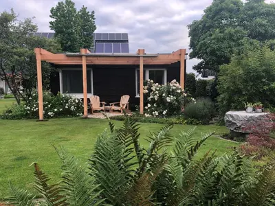 Ein Garten an der Unterkunft Apartment im Grünen