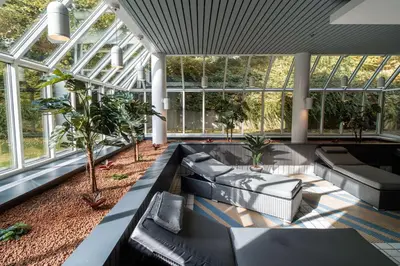 Ein Sitzbereich in der Unterkunft Radisson Blu Hotel Dortmund