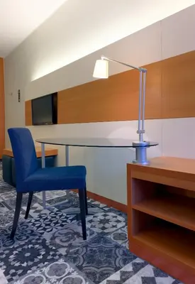 Ein Sitzbereich in der Unterkunft Hotel am Kloster