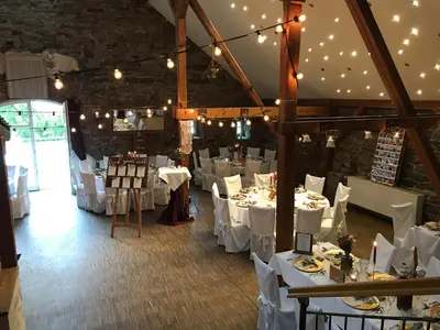Ein Restaurant oder anderes Speiselokal in der Unterkunft Landhaus Grum