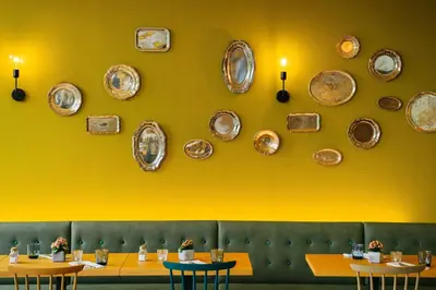 Ein Sitzbereich in der Unterkunft Vienna House Easy by Wyndham Wuppertal