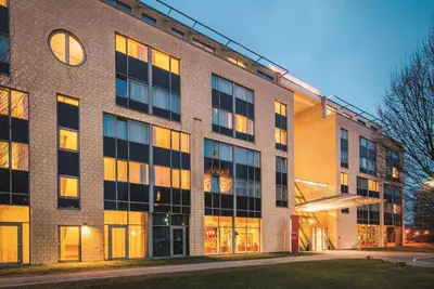 Das Gebäude in dem sich das Hotel befindet