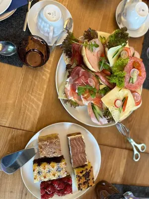 Essen im Hotel oder in der Nähe