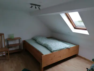 Ein Bett oder Betten in einem Zimmer der Unterkunft interaktiv Appartements in Heiligenhaus - Hauptstrasse