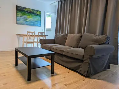 Ein Sitzbereich in der Unterkunft interaktiv Appartements in Ratingen - Düsseldorferstrasse