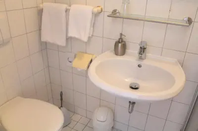 Ein Badezimmer in der Unterkunft Haus Kastanienhof