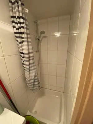 Ein Badezimmer in der Unterkunft Ferienwohnung Monteurwohnung Gevelsberg