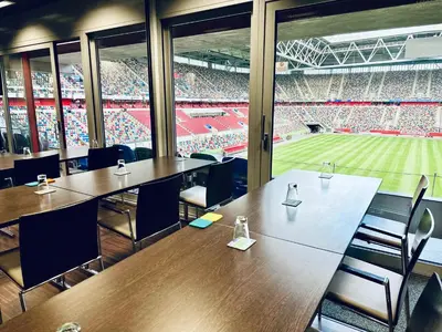 Ein Restaurant oder anderes Speiselokal in der Unterkunft Tulip Inn Hotel Düsseldorf Arena - 2 Minuten Fußweg zur Messe