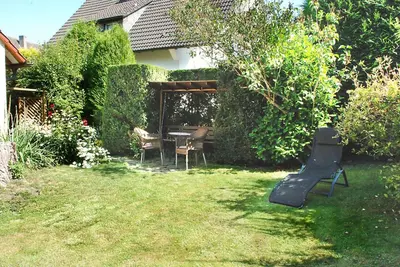 Ein Garten an der Unterkunft Wo das Ruhrgebiet am schönsten ist