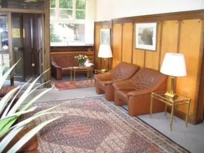 Ein Sitzbereich in der Unterkunft Gildenhof An den Westfalenhallen Dortmund