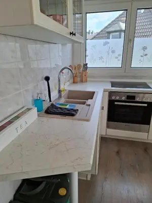 Küche/Küchenzeile in der Unterkunft Ferienwohnung am Stadion Bochum Grumme