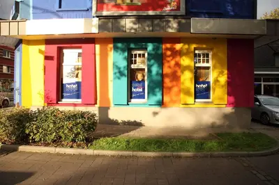 Das Gebäude in dem sich das Hotel befindet