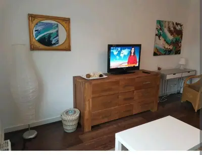 TV/Unterhaltungsangebot in der Unterkunft Nette,kleine Wohnung in gute Lage