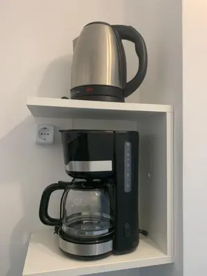 Kaffee-/Teezubehör in der Unterkunft Sauerlandblick - Appartement & FeWo Wickede