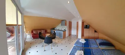 Ein Sitzbereich in der Unterkunft Studio Wille