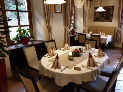 Ein Restaurant oder anderes Speiselokal in der Unterkunft Hotel Kehrenkamp