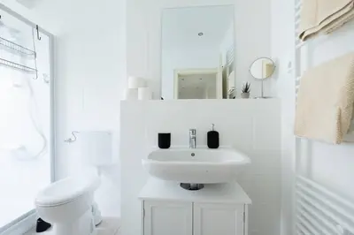 Ein Badezimmer in der Unterkunft cruwzo I Apartments am Uniklinikum