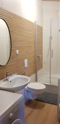 Ein Badezimmer in der Unterkunft ELENA flat Tulpe Duisburg Zentrum