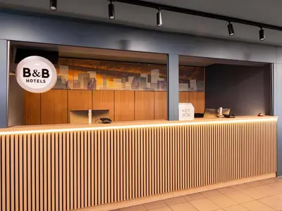 Lounge oder Bar in der Unterkunft B&B Hotel Duisburg Hbf-Nord