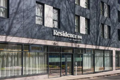 Das Gebäude in dem sich das Hotel befindet