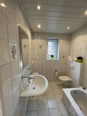 Ein Badezimmer in der Unterkunft Landhaus Holthausen