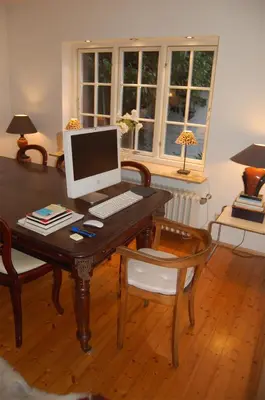 TV/Unterhaltungsangebot in der Unterkunft Haus Rothenstein, ruhige FeWo, ca. 10 min. zu Messe und Flughafen