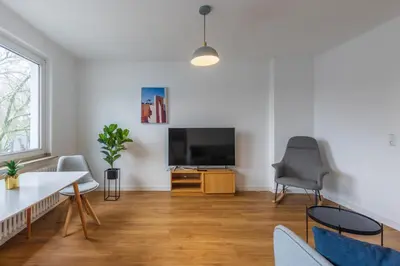 TV/Unterhaltungsangebot in der Unterkunft Glück Auf Appartements Lösorter Straße Duisburg
