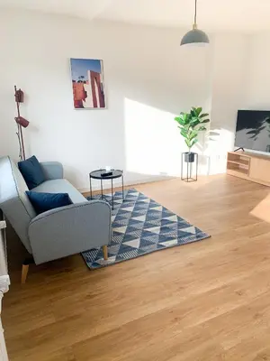 TV/Unterhaltungsangebot in der Unterkunft Glück Auf Appartements Lösorter Straße Duisburg