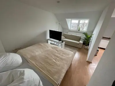 Ein Bett oder Betten in einem Zimmer der Unterkunft 1,5 Zimmer Apartment, 38,5 qm, Multimedia TV, Uni, HBF