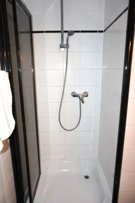 Ein Badezimmer in der Unterkunft Artus Hotel