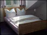 Ein Bett oder Betten in einem Zimmer der Unterkunft Bittscheidt´s Stadthotel