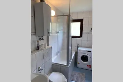 Ein Badezimmer in der Unterkunft Gemütliche Wohnung zwischen Grün und Duisburg Hbf