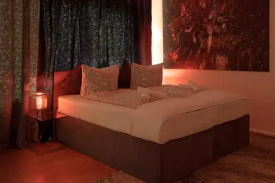 Ein Bett oder Betten in einem Zimmer der Unterkunft Stylish apartment - 3 Min walk to Wuppertal main train station - Close to the University - Kitchen - Netflix