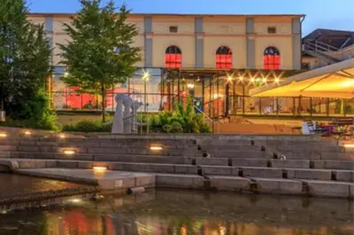 Das Gebäude in dem sich das Hotel befindet