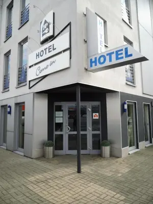 Das Gebäude in dem sich das Hotel befindet