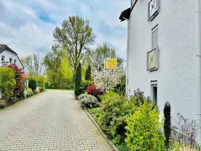 Ein Garten an der Unterkunft Appartement House Dortmund 