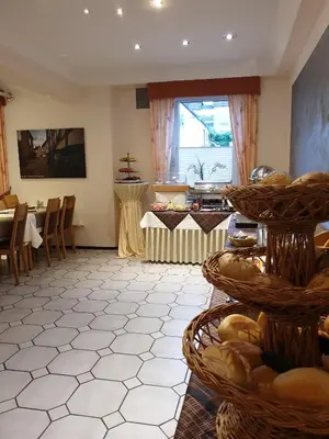 Ein Sitzbereich in der Unterkunft Avantgarde Hotel