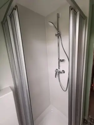 Ein Badezimmer in der Unterkunft cooles Puppenstübchen unter dem Dach