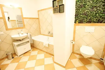 Ein Badezimmer in der Unterkunft Superior Apartment mit tropical Feeling l 2 Schlafzimmer nahe City l Messe l Flughafen l Hbf