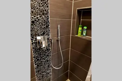 Ein Badezimmer in der Unterkunft Apartment in Neudorf Nahe DU Zentrum und Uni/Zoo