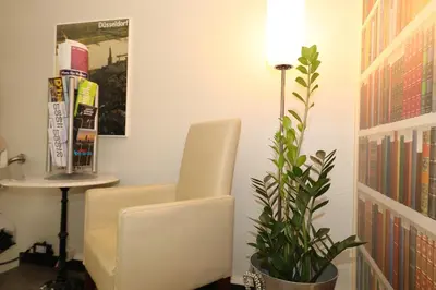 Ein Sitzbereich in der Unterkunft Hotel Am Ehrenhof
