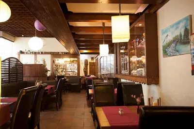 Ein Restaurant oder anderes Speiselokal in der Unterkunft Hotel Haus Union