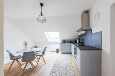 Küche/Küchenzeile in der Unterkunft Glück Auf Appartements Kaiserstraße Mülheim