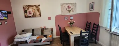 Ein Sitzbereich in der Unterkunft ELENA flat ROSA Oberhausen Zentrum CentrO Westfield