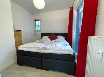 Ein Bett oder Betten in einem Zimmer der Unterkunft Tiny Bungalow, Check-In Kontaktlos, Zentral, Duisburg