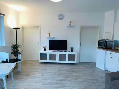 TV/Unterhaltungsangebot in der Unterkunft Tiny Bungalow, Check-In Kontaktlos, Zentral, Duisburg