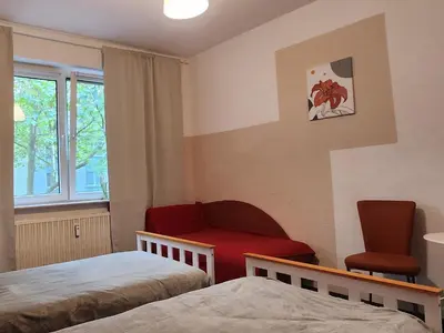 Ein Bett oder Betten in einem Zimmer der Unterkunft ELENA flat LILIE, Oberhausen Zentrum CentrO Westfield