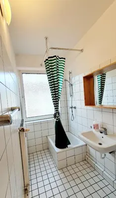 Ein Badezimmer in der Unterkunft ELENA flat LILIE, Oberhausen Zentrum CentrO Westfield