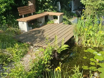 Ein Garten an der Unterkunft ZwischenRaum